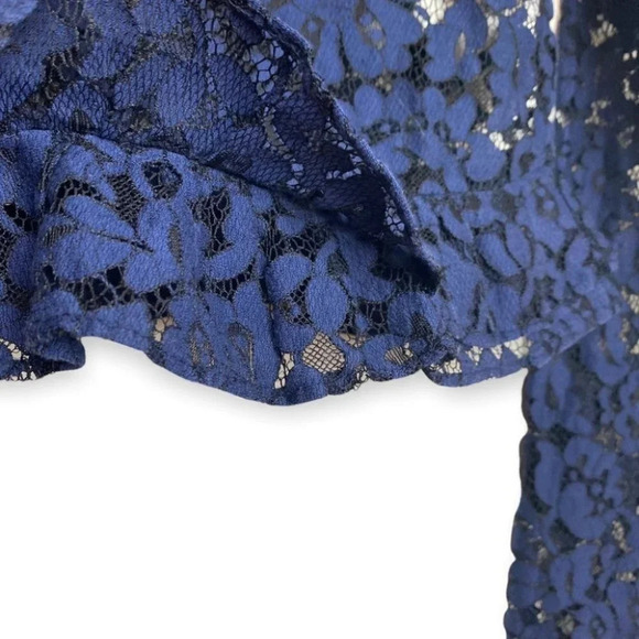 ZARA Trafaluc Navy Blue  Floral Lace Peplum Croppped Long Sleeve Top - Picture 6 of 9